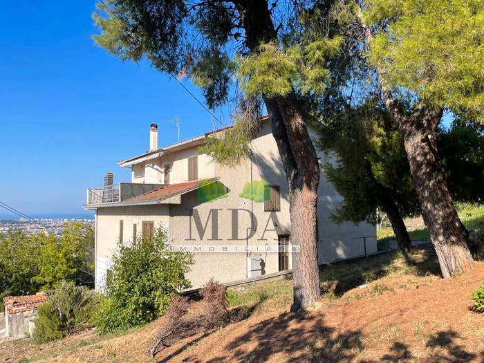 Appartamento quadrilocale in vendita in via Truentina, Colonnella
