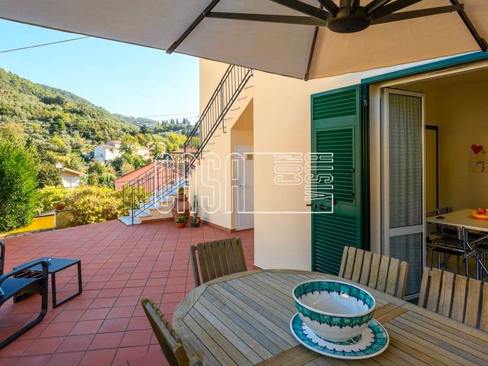 Casa con 6 locali in vendita in Via B Gazzoli, Pugliola Solaro, Lerici