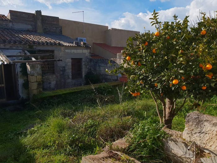 Casa con 6 locali in vendita in Via Regina Elena, Sagama