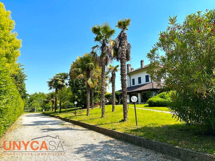 Casa con 6 locali in vendita in Via Orio Vergani, Feriole, Abano Terme