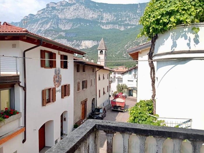 Appartamento quadrilocale in vendita in Via Cavedine, Pietramurata, Dro