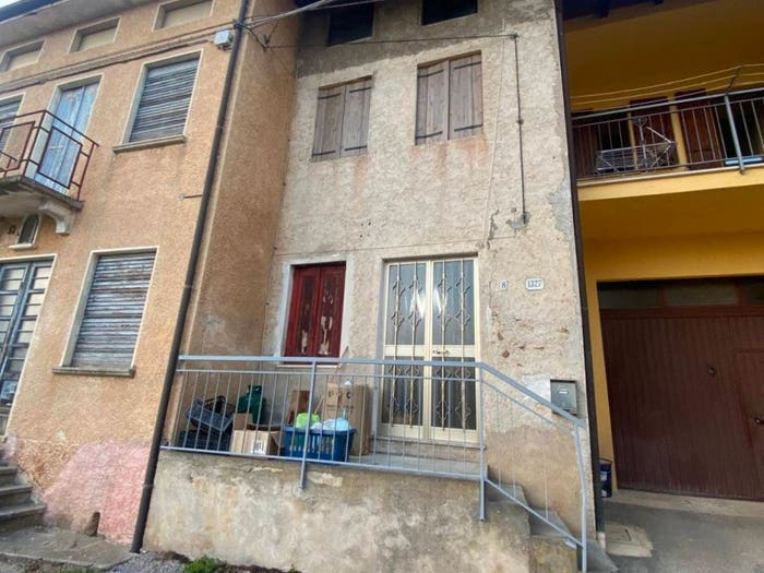 Casa con 5 locali in vendita in Via Bernardi, Valli del Pasubio