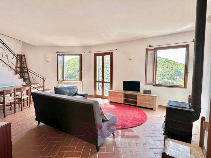 Appartamento con 6 locali in vendita in Via Guglielmo Marconi, Sassetta