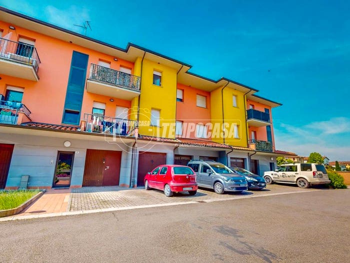 Appartamento trilocale in vendita in Via PER RIOLO DX, Riolo, Castelfranco Emilia