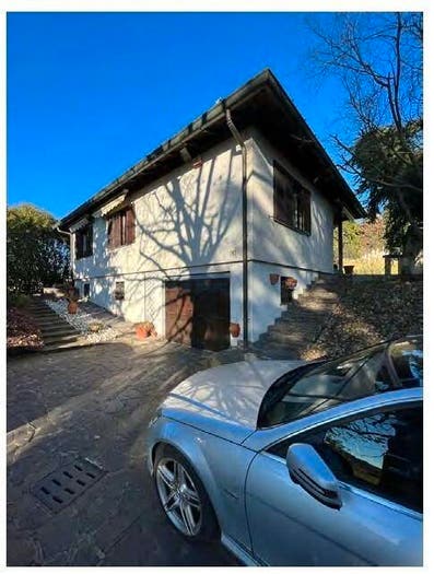 Casa con 6 locali in vendita in Via Leonardo Da Vinci, Centro, Costa Masnaga