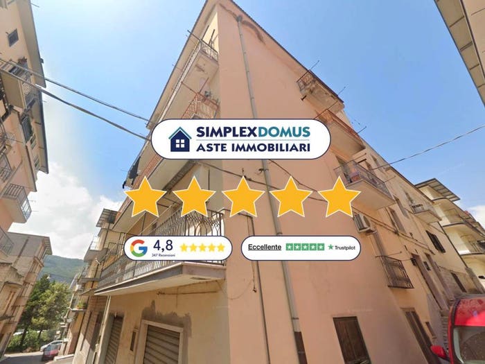 Appartamento quadrilocale in vendita in via Domenico Cimarosa, Centro, Cagnano Varano