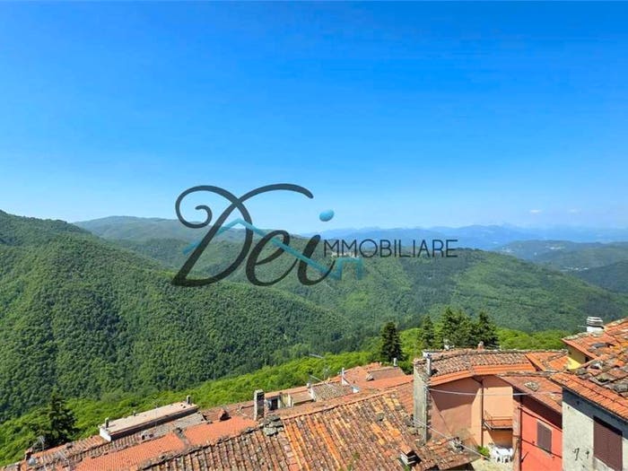 Appartamento quadrilocale in vendita in Via San Frediano, Crasciana, Bagni di Lucca