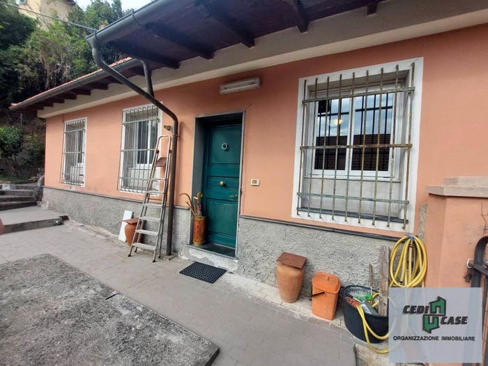 Casa bilocale in vendita in Via Giovanni Trossarelli, Struppa, Genova