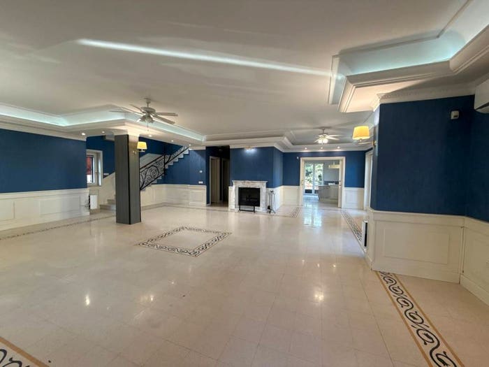 Casa con 6 locali in vendita in Via Staffetta, Lago Patria, Giugliano in Campania