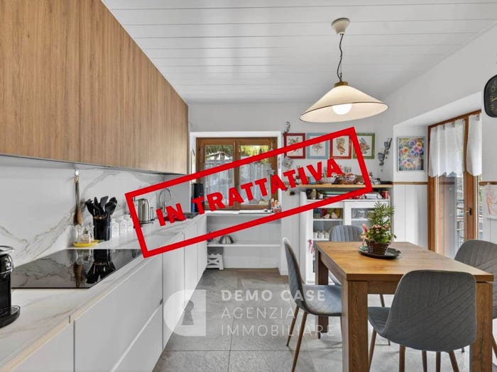 Appartamento trilocale in vendita in Via Don Guanella, Centro, Campodolcino