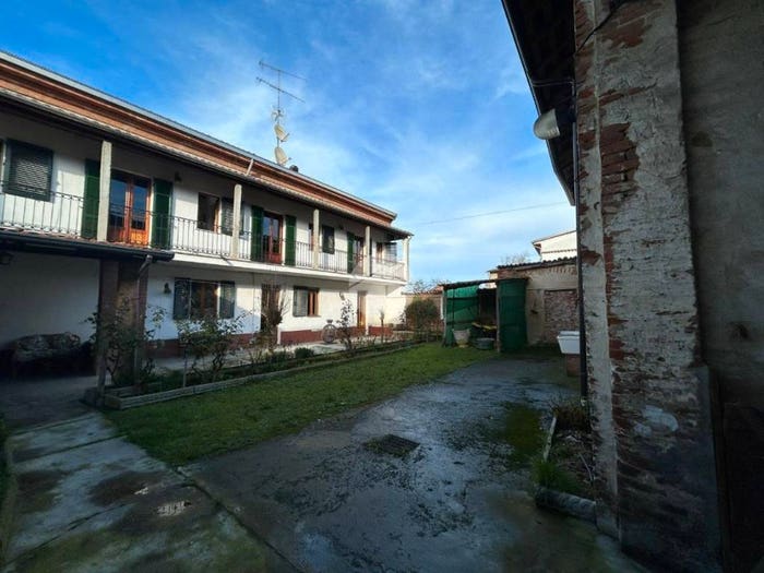 Casa con 5 locali in vendita in Via S Rocco, Centro, Bassignana