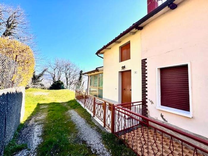 Casa con 5 locali in vendita in Località Poggino, Castel di Casio