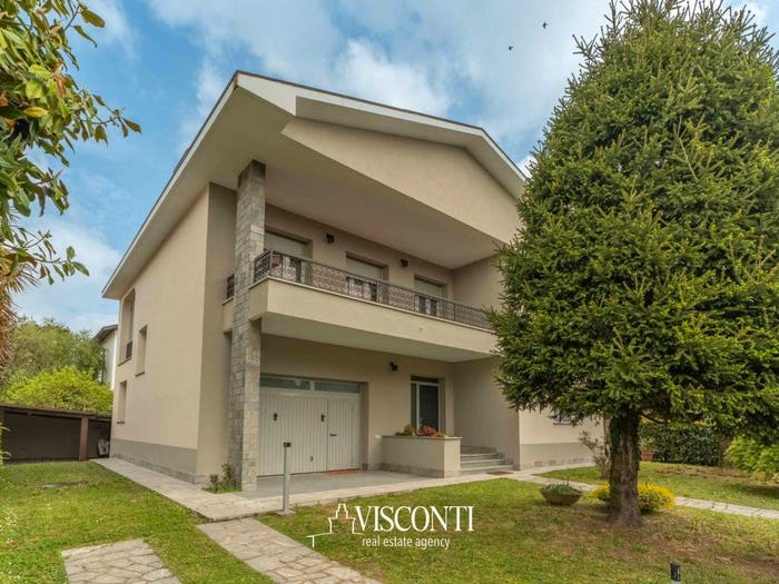 Casa con 6 locali in vendita in Via Dossi, Centro, Cusago