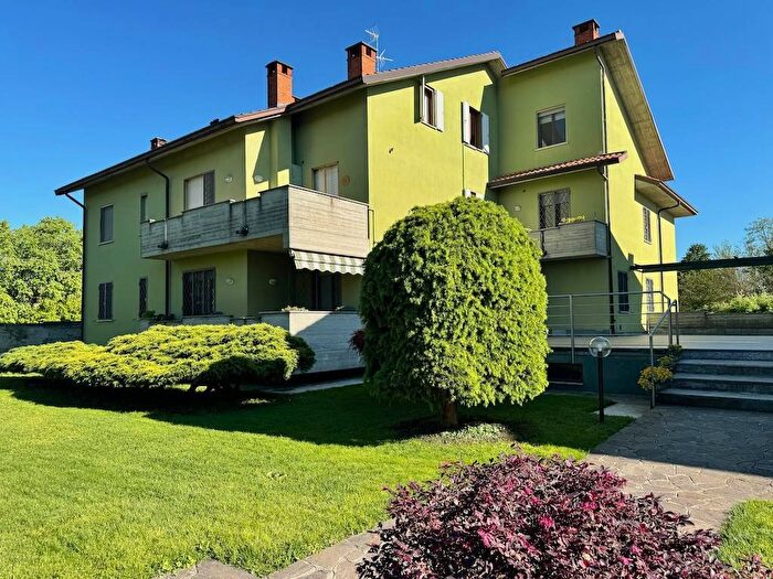 Appartamento trilocale in vendita in Via dell'Olmo, San Bernardo Olmo, Lodi