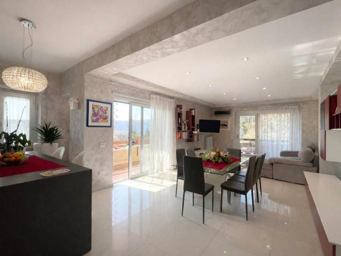 Appartamento con 5 locali in vendita in Via San Paolo, Castelliri