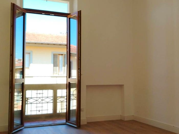 Appartamento trilocale in vendita in Via Ferdinando Paoletti, Leopoldo Vittorio Emanuele Statuto, Firenze