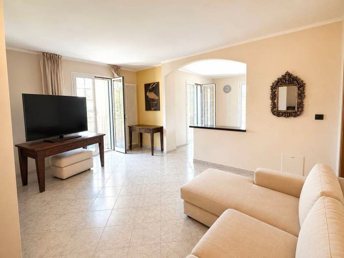 Casa con 6 locali in vendita in Case Cattani, Coriano