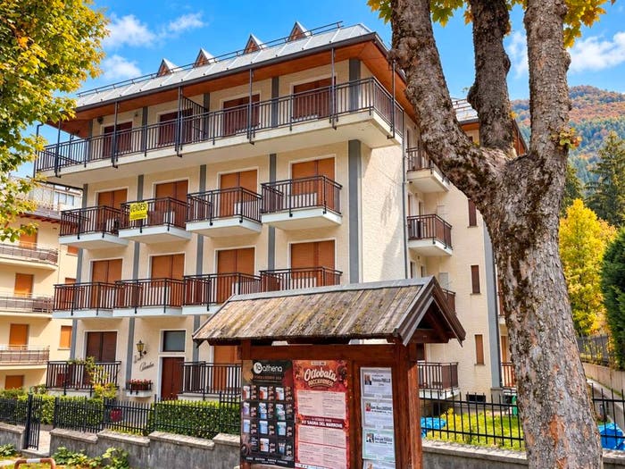 Appartamento trilocale in vendita in Via Genova, Centro, Limone Piemonte