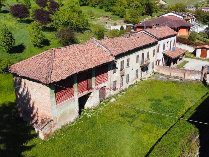 Casa con 5 locali in vendita in Via Alba, Boglietto, Costigliole d'Asti