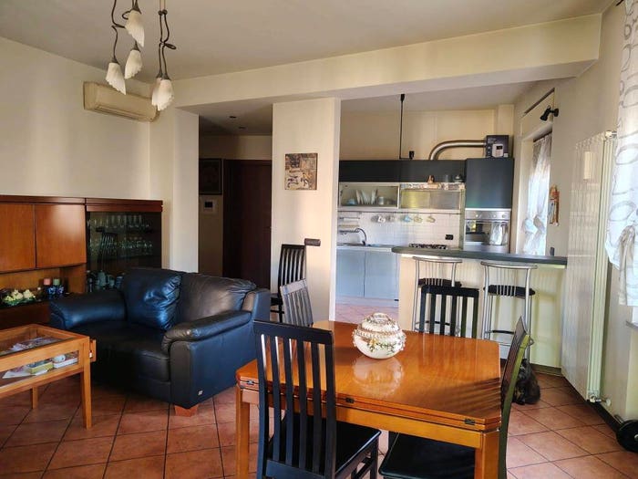 Appartamento quadrilocale in vendita in Corso Torino, Sacro Cuore, Novara