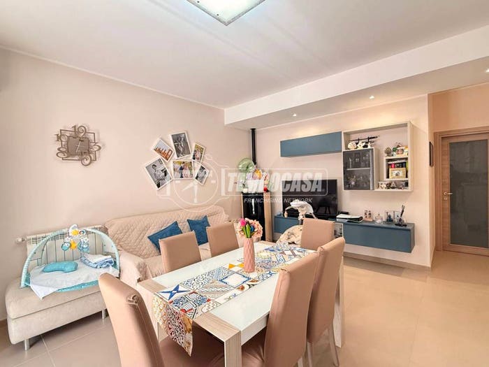 Appartamento trilocale in vendita in Via vignale, Collina delle Muse, Roma