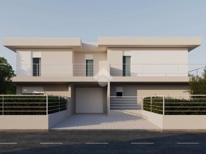 Casa trilocale in vendita in Viale Monte Grappa, Centro, Castel Goffredo