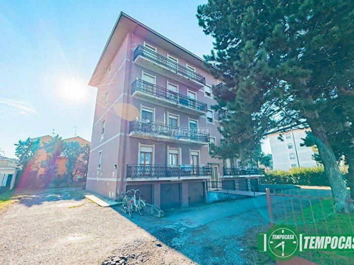 Appartamento trilocale in vendita in Via Guido Rossa, Centro, Lodi Vecchio