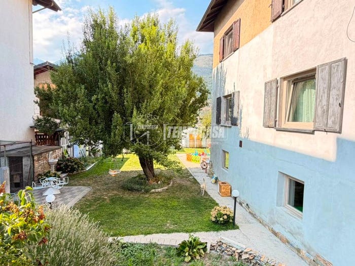 Appartamento quadrilocale in vendita in Frazione Cors, Chez Croiset, Fénis