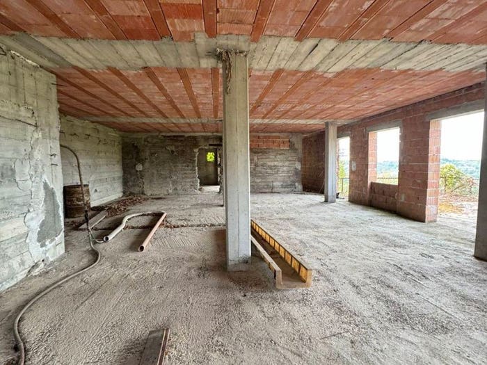 Casa con 6 locali in vendita in Via De Rossi, Centro, Trisobbio