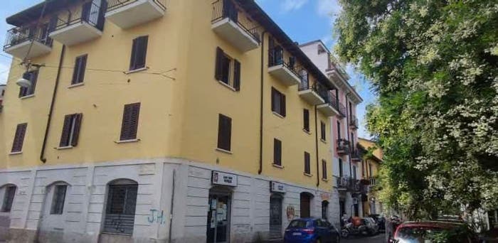 Appartamento trilocale in vendita in Baggio, Milano