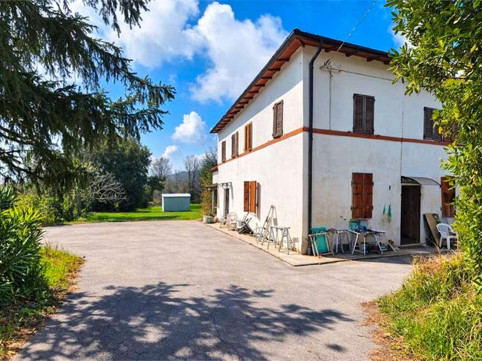 Casa con 6 locali in vendita in via del Golfo, Posatora, Ancona