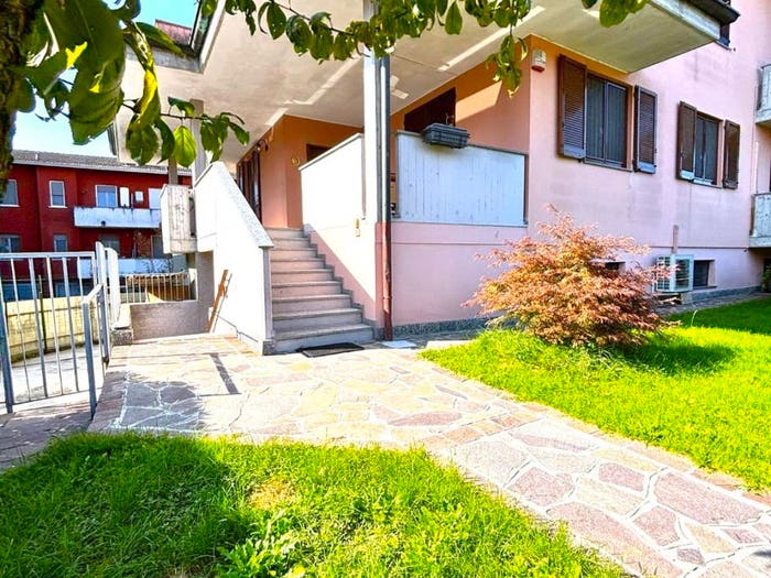 Casa con 5 locali in vendita in Via Alberico da Merlino, Centro, Merlino