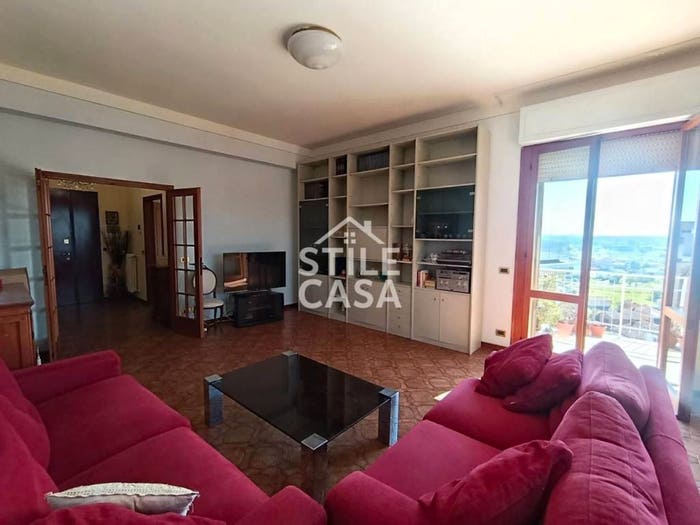 Appartamento con 5 locali in affitto in Altopascio Centro, Altopascio