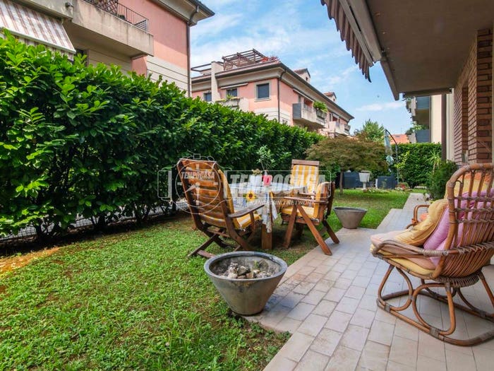 Appartamento trilocale in vendita in Via Madre Teresa di Calcutta, Centro, Arese