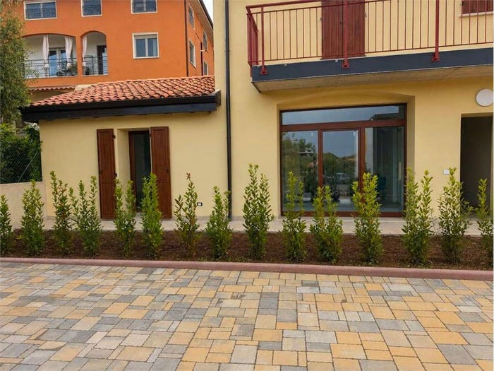 Appartamento trilocale in vendita in D Alighieri, Solarolo, Manerba del Garda