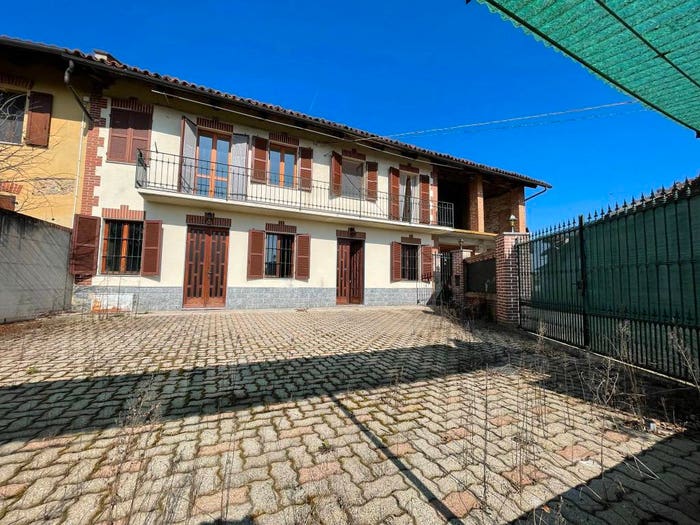 Casa quadrilocale in vendita in Borgata Canuto, Aramengo