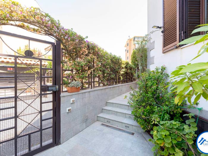 Casa con 6 locali in vendita in Via Roma, Melito di Napoli