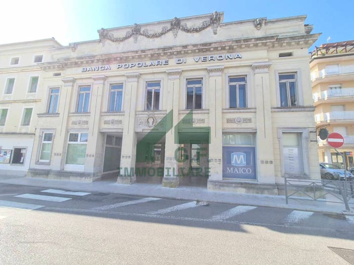 Casa con 6 locali in vendita in Via Cavour, Centro, Spilimbergo