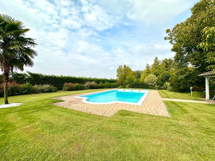 Casa con 6 locali in vendita in Via Padre Gamalero, Castelspina