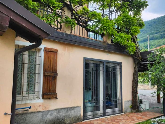 Casa con 6 locali in vendita in Via Sant'Orsola, Sant'Eufemia Caionvico, Brescia