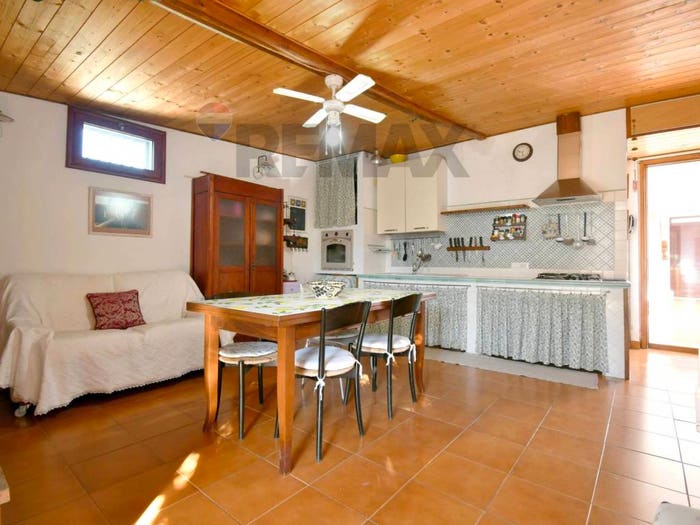 Casa quadrilocale in vendita in Sant'isidoro, Quartucciu