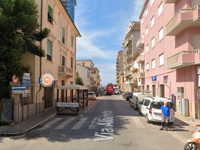 Appartamento trilocale in vendita in Via Albereta, Centro, Follonica