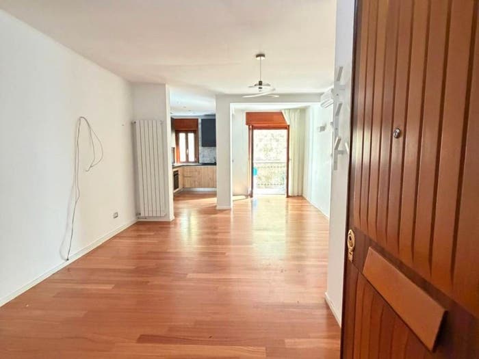 Appartamento trilocale in vendita in Via Michelangelo da Caravaggio, Fuorigrotta, Napoli