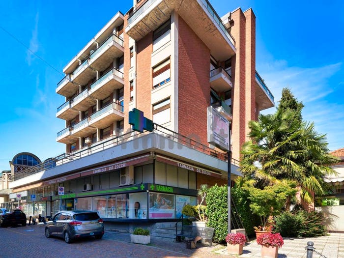 Appartamento con 5 locali in vendita in Via Malcotti, Centro, Lavena Ponte Tresa