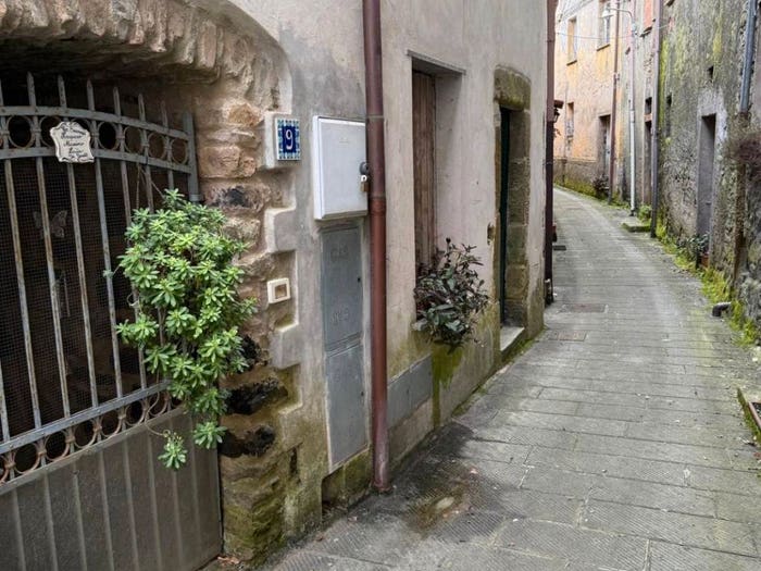 Casa bilocale in vendita in Via Corneto, Cassana, Borghetto di Vara