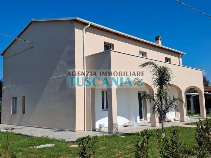 Casa con 6 locali in vendita in Centro, Bibbona