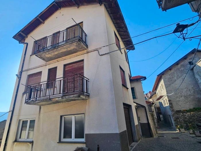 Casa trilocale in vendita in Piazza Trento e Trieste, Centro, Veleso