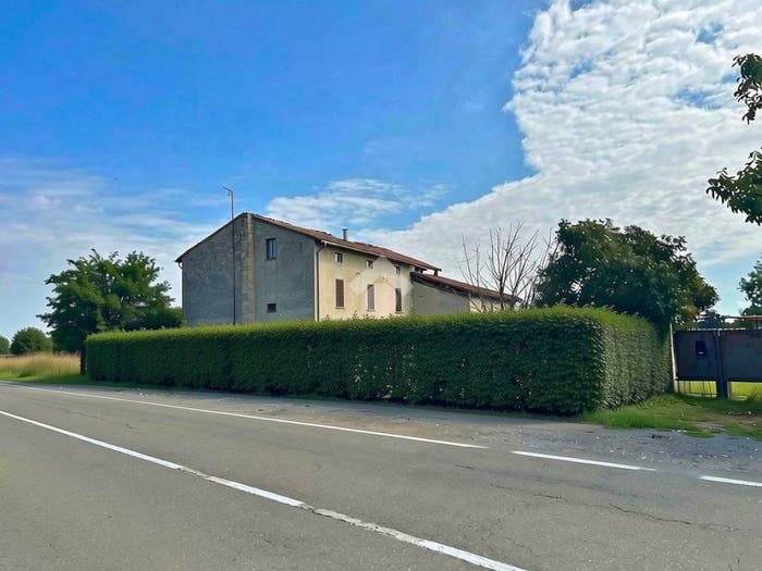 Casa trilocale in vendita in Str Spinelli, Roccabianca