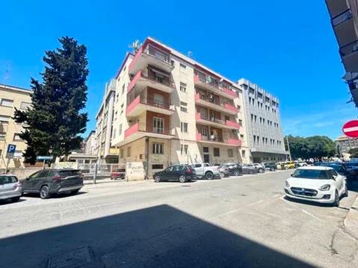 Appartamento con 5 locali in vendita in Via Matteo Maria Boiardo, San Benedetto, Cagliari