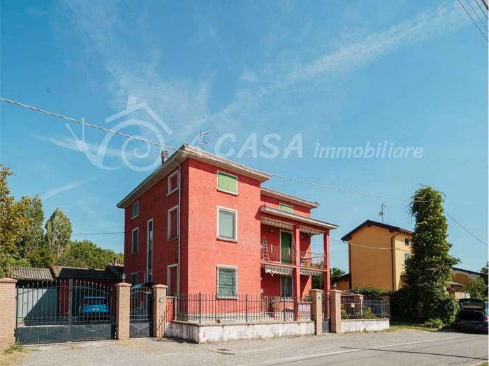 Appartamento quadrilocale in vendita in via Gavazzoli, Noceto